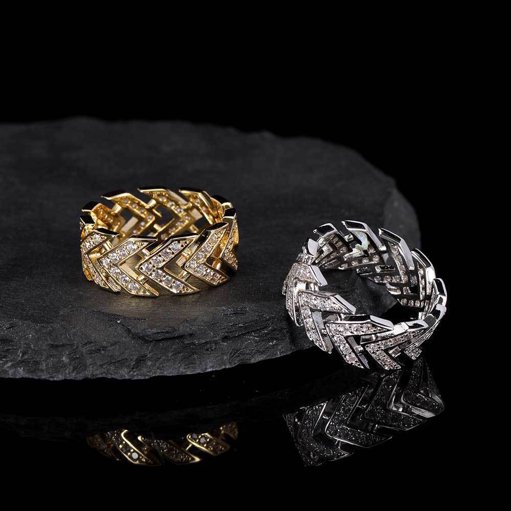 New hip hop V-shaped arrow ring real gold plated copper set Moissanite hiphop mens ring moissanite