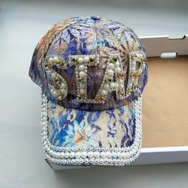 Point Diamond Baseball Hat Mens and Womens Fashion Colorful Diamond Embedding Duck Tongue Hat Outdoor Casual Hat 250603