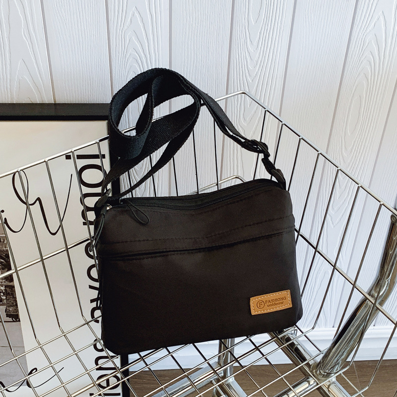 designer Fashion Trend 2025 Spring New Stylish Niche Design Small Square Bag Casual Simple Women's Shoulder Crossbody Bag