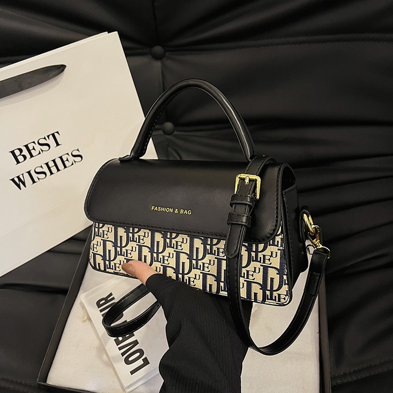 Brand High New Style Fashion Women's Bag Stylish Letter Niche Design Shoulder Bag Cross-border New Casual Simple Crossbody Bag New Free Delivery 