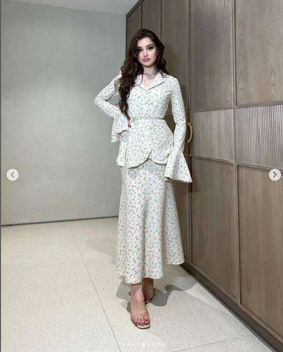 Women Dress Sets Small Floral Print Suits Long Petal Sleeve Loose High Waist Shirt Zipper Fly Skirt Elegant Two Piece Set