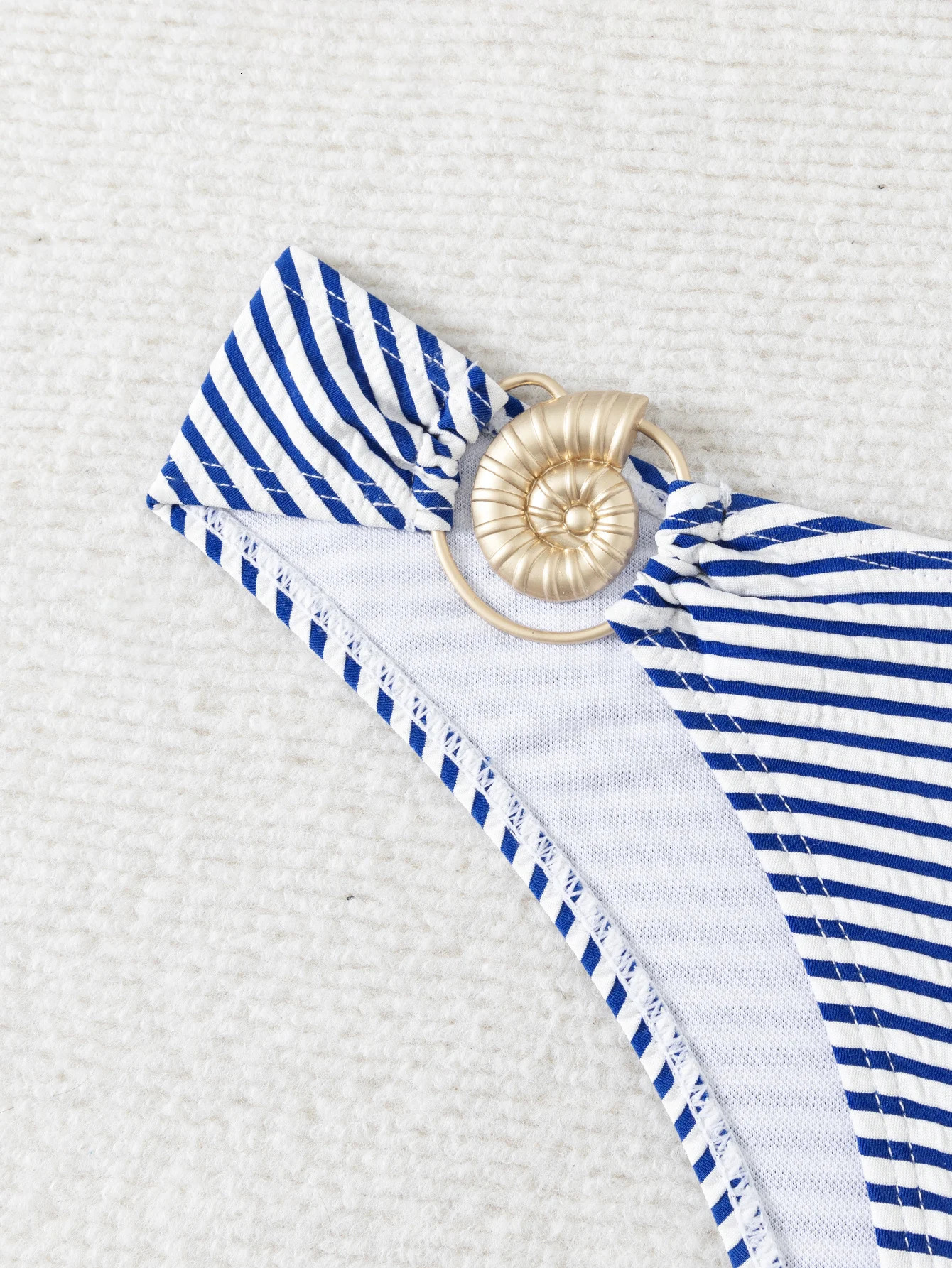 Bikini fashion sexy slim fit twopiece set with personalized stripes beautiful split swimsuit for women strapless swims 250604