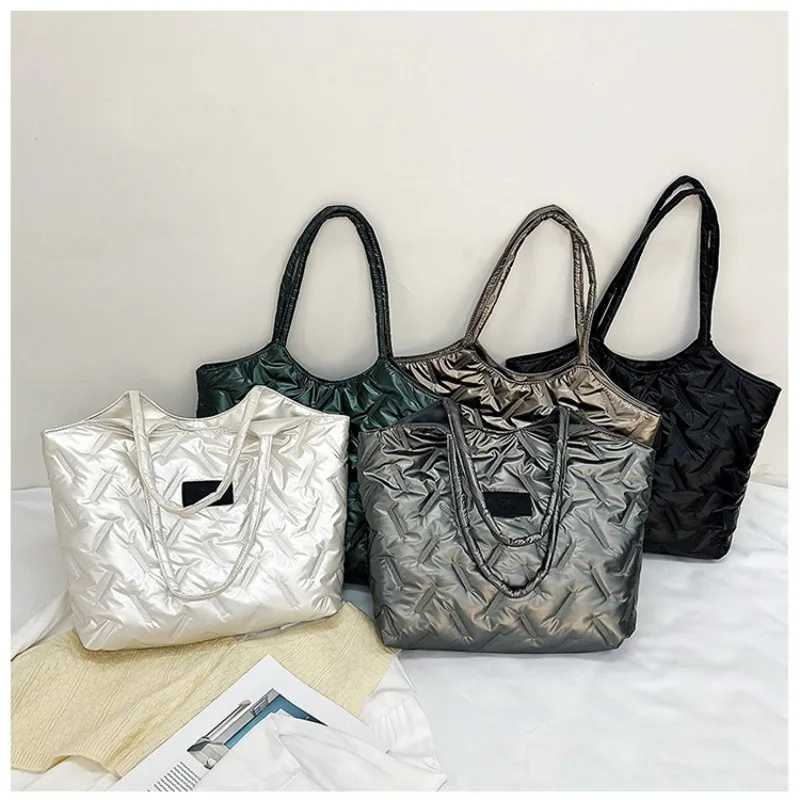 Women Padded Tote Bag Versatile Solid Puffer Bag Big Capacity Quilted Shoulder Bag Casual Winter Commuting Bag XJ250605