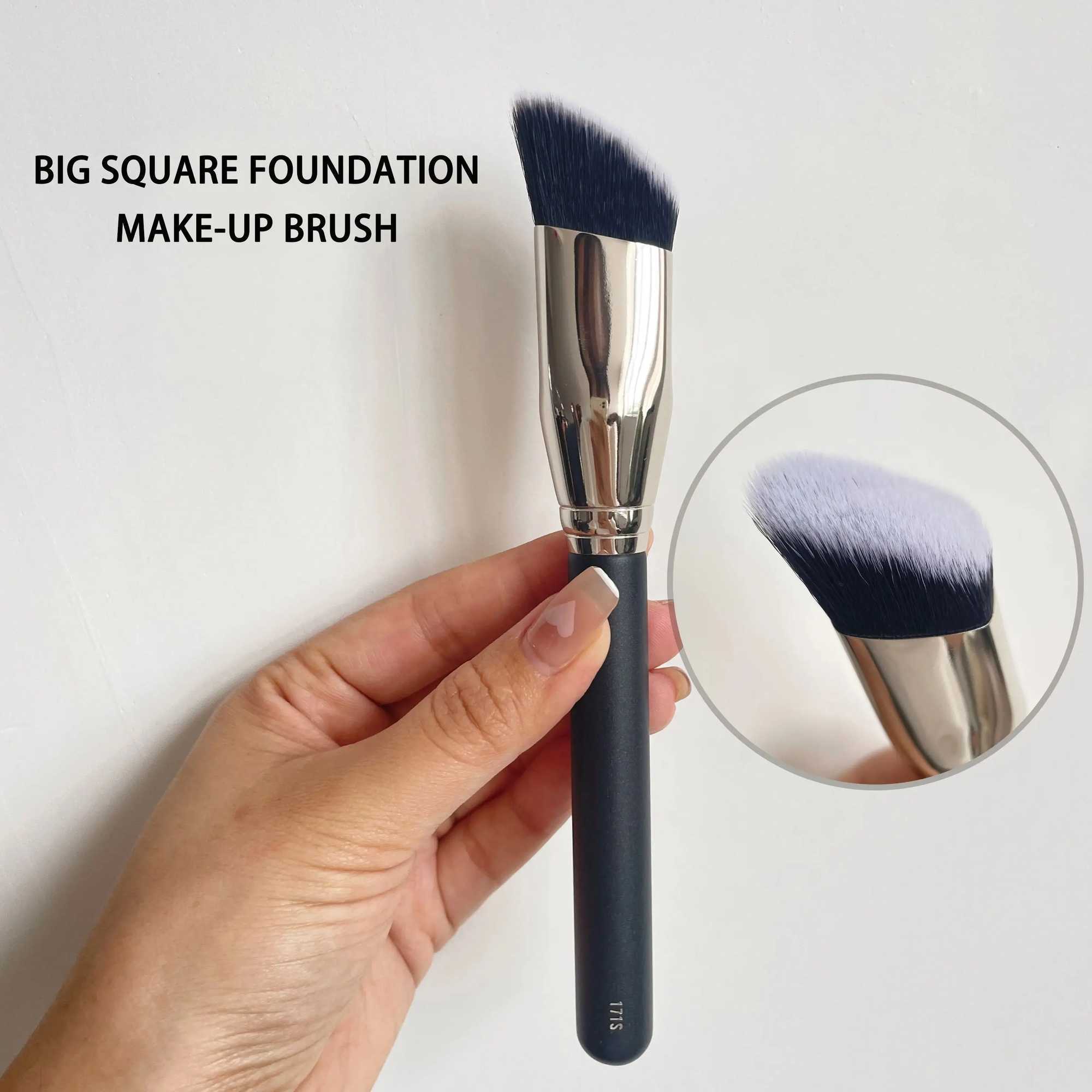 Professional Liquid Foundation Makeup Brushes Concealer Cover Face Base Liquid Cream Cosmetics Contour Brush Soft Beauty Tools W250605