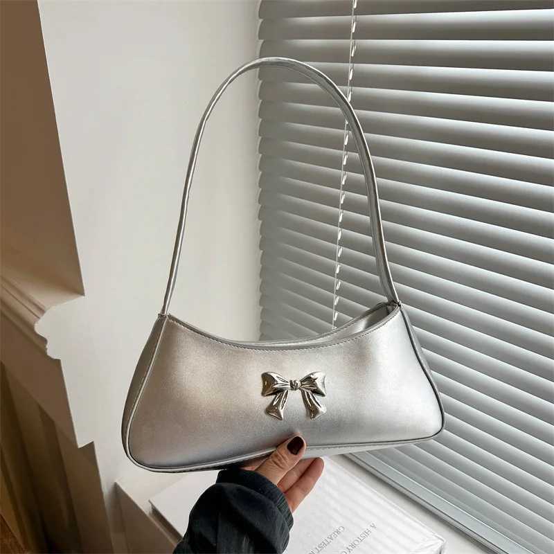 New French Fi Design Handbag Bowknot Trendy Shoulder Bag Simple Underarm Bag Square Bag for Women Leather Baguette Bag XJ250605