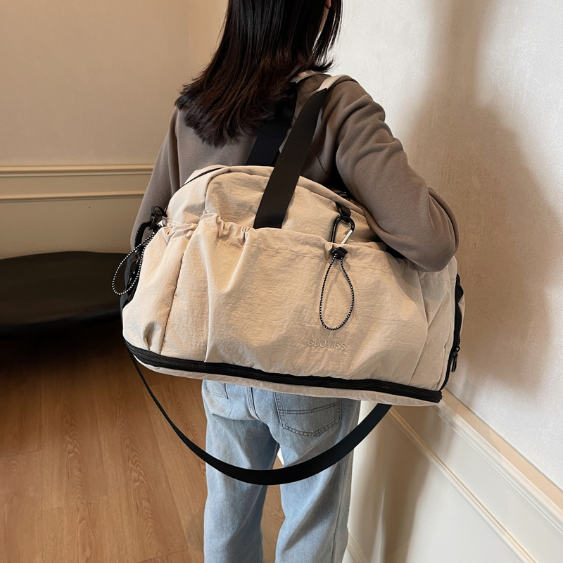 New Fiess Dry Wet Separation Training Sports Backpack Portable Large Capacity Handheld Lage Short Trip Travel Bag for Women