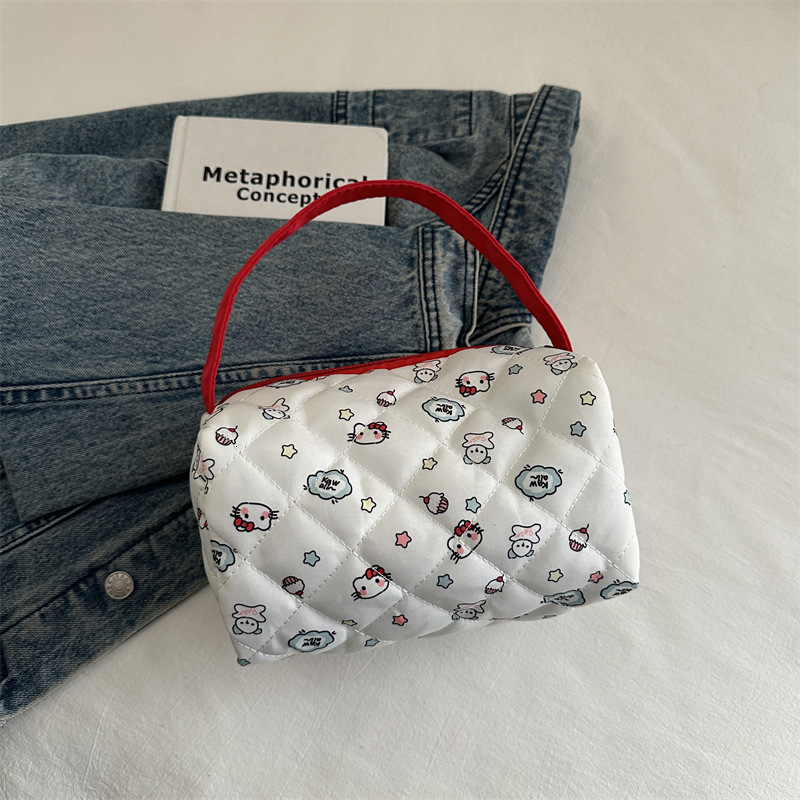 designer Women's Bag 2025 New Trend Casual Personality Gentle Sweet Niche Design Spring Shoulder Bag Pillow Bag