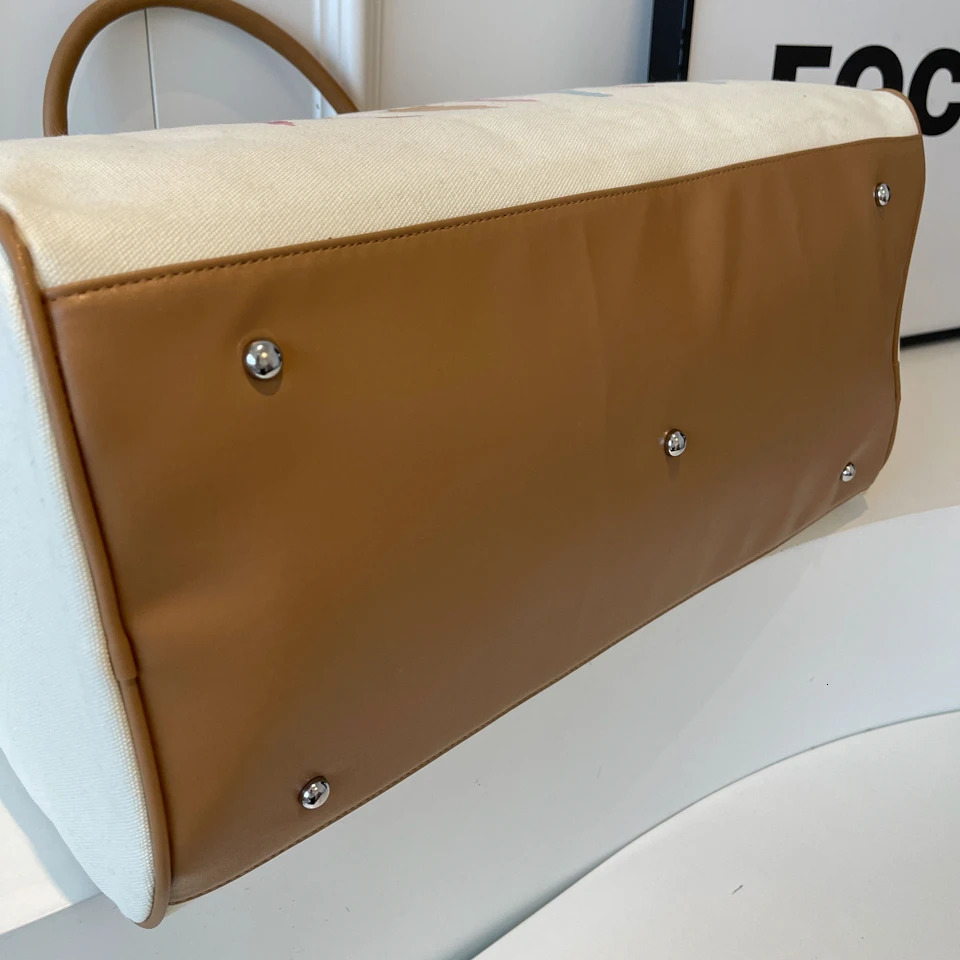 Colorful Meteor Pattern Womens Boston Travel Bag Large Capacity Canvas Shoulder Duffle Bag Crossbody Bag with Shoe Compartment 250530