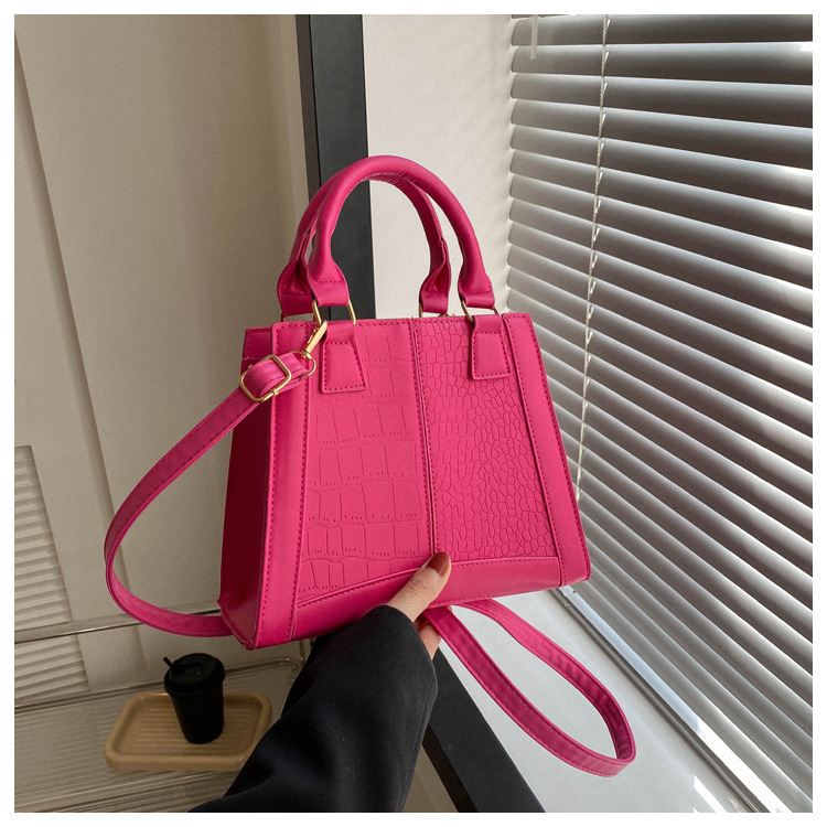 designer 2025 Spring/Summer New Fashion Stone Pattern Handbag Shoulder Crossbody Small Bag for Women Supports Wholesale and Mixed Orders