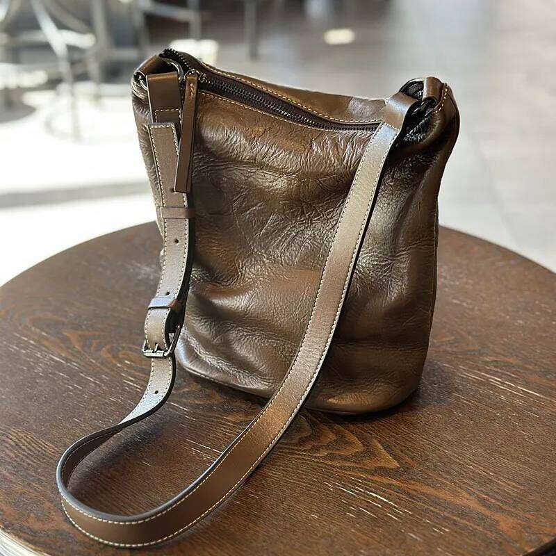 Johnature Casual Genuine Leather Bucket Bag 2025 New Solid Color Pleated Versatile Women's Shoulder Crossbody Bags 2025/06/05