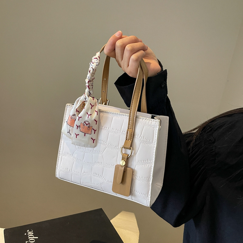 Free Shipping Designer Bag 2025 New Korean Edition Styled Sweet Fashion Women's Bag Cross Shoulder Handbag