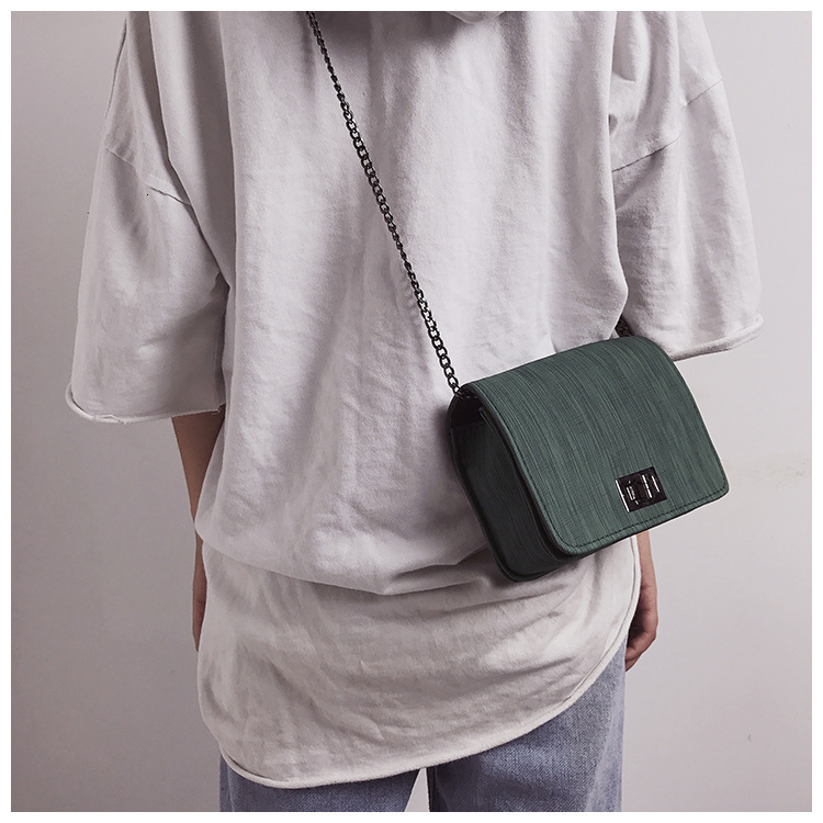 Top brand high-quality new free designer bag retro chain bag 2025 new texture solid color lock simple elegant shoulder bag new free designer bag