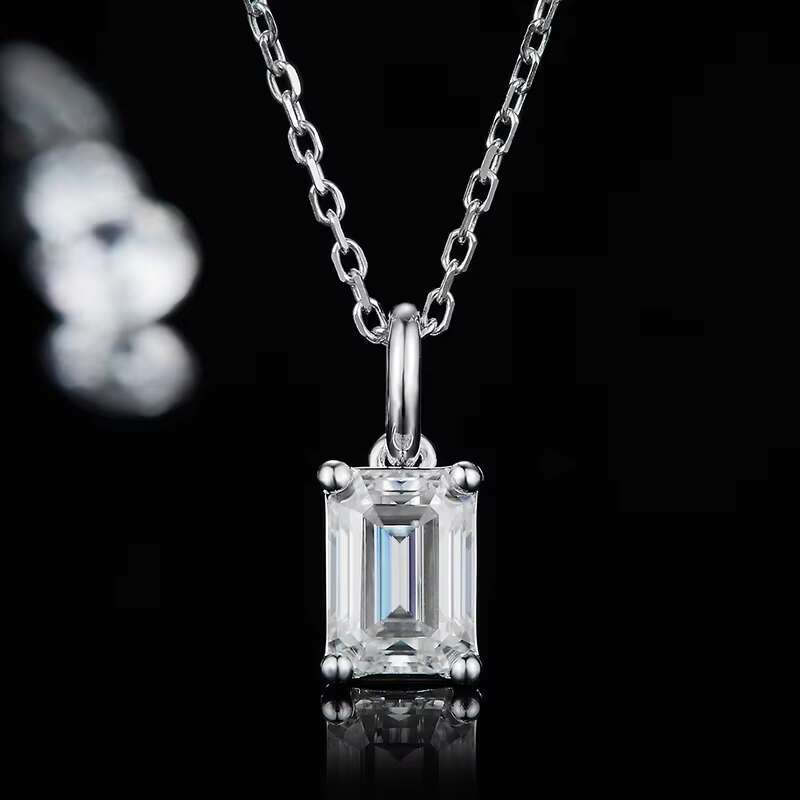 Classic Emerald Cut Charm Sterling Silver Moissanite Jewelry Pendant S925 Silver Necklaces