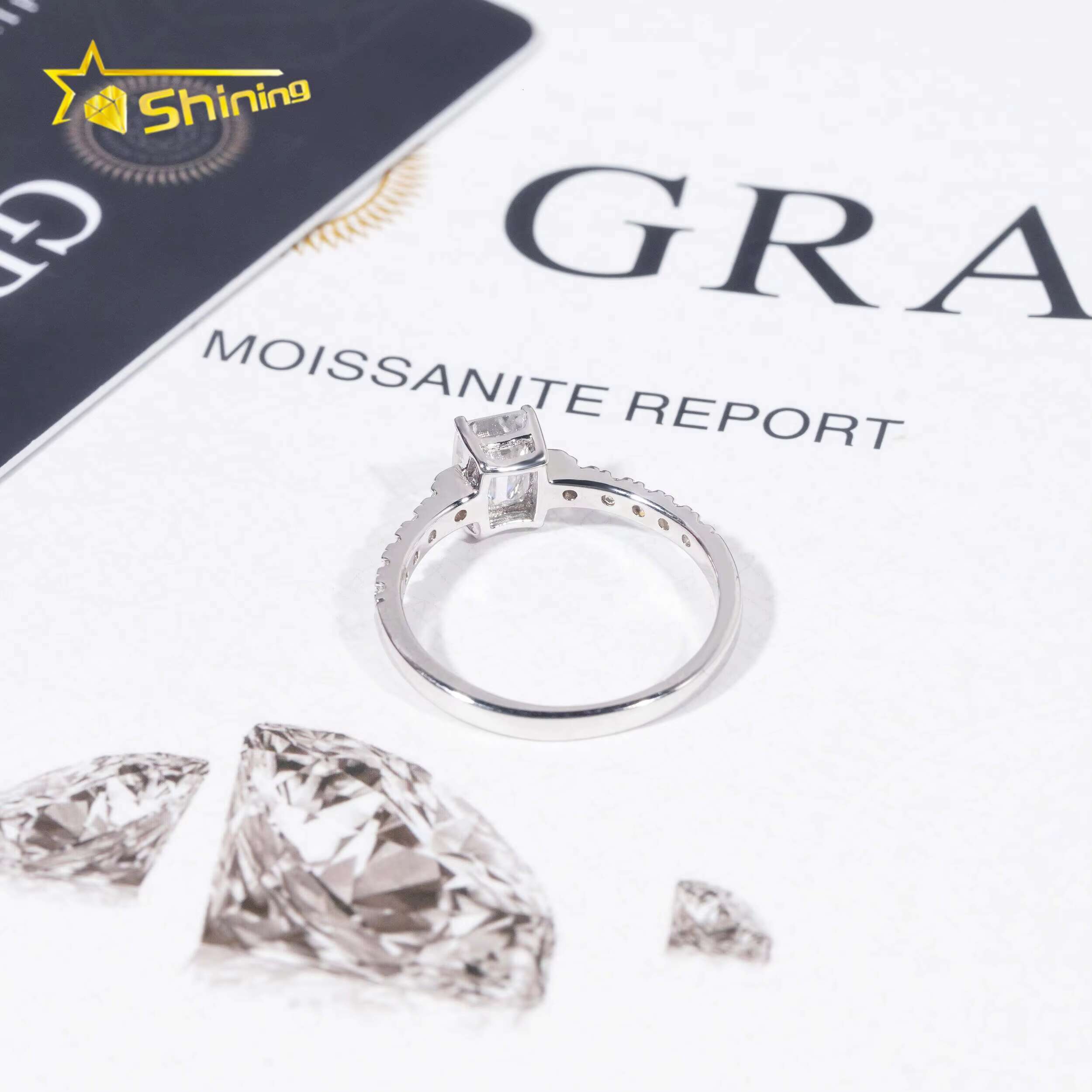 Luxury Style Pass Tester 925 Sterling Silver Rhodium Plated Women Jewelry Half Iced Out Band Diamond Moissanite Wedding Ring