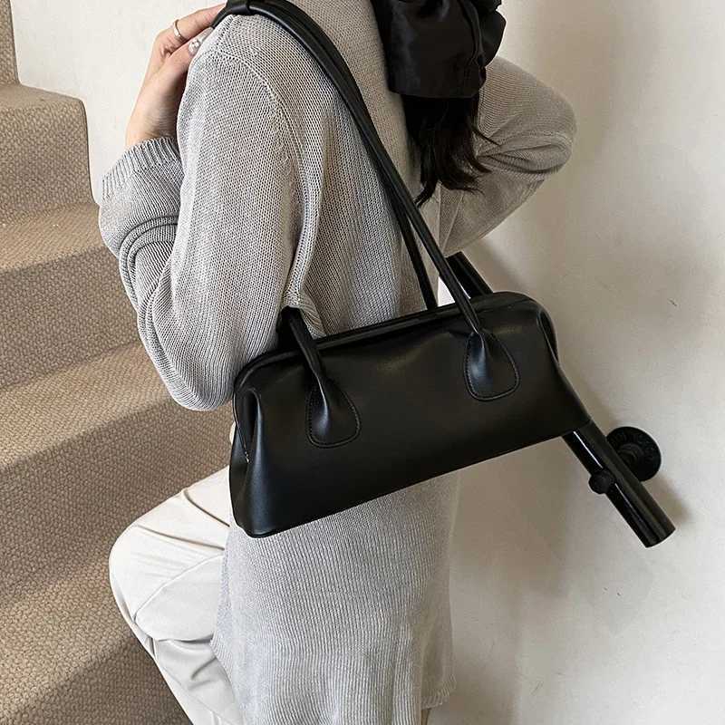 Solid Color PU Leather Underarm Bags For Women 2025 Spring Korean Fi Simple Shoulder Bag Lady Handbags And PursesXJ250605