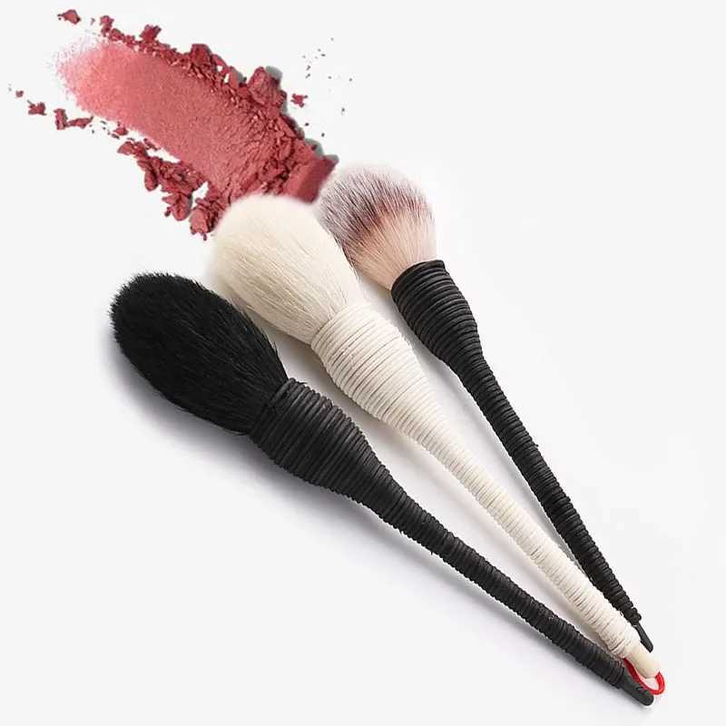 Flat Goat Wool Rattan Makeup Brushes Professional Foundation B Loose Powder Contour Brush for Beauty Makeup Brushes W250605
