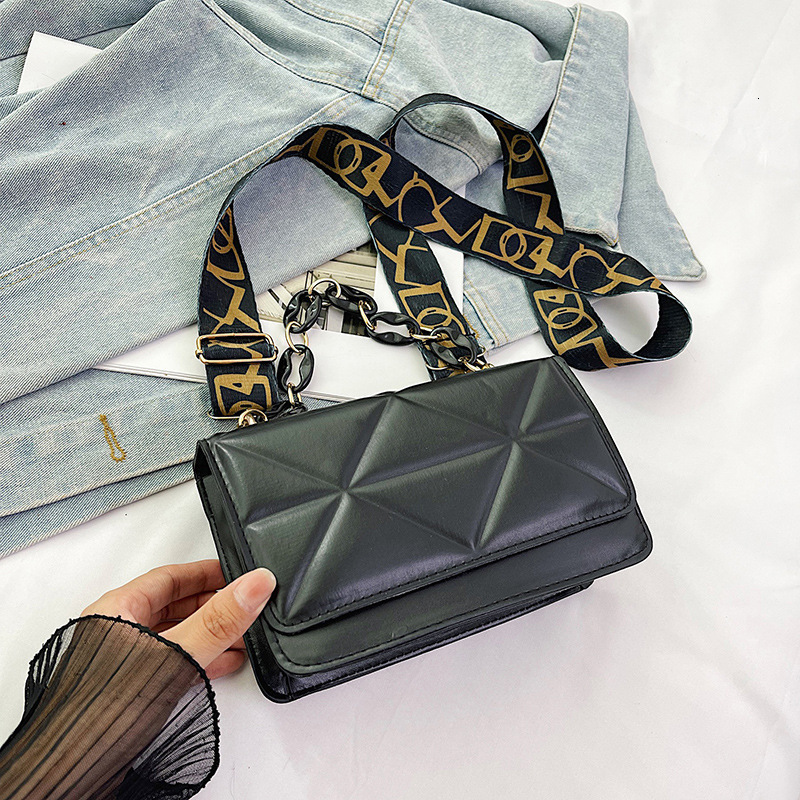 High quality brand new high-quality free designer bag fashionable commuting 2025 new fashionable shoulder bag simple crossbody bag new free designer b