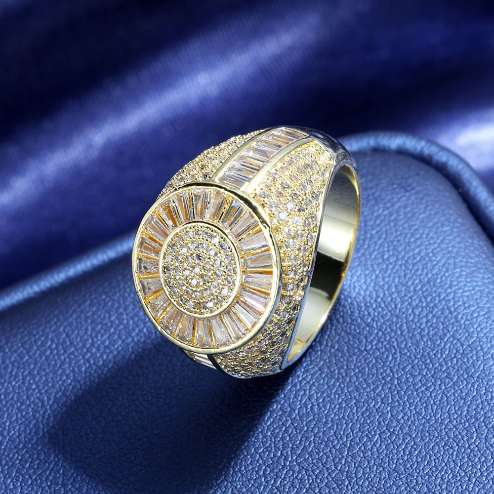 Hip hop T-block Moissanite circular ring high-end and trendy mens ring jewelry accessories moissanite