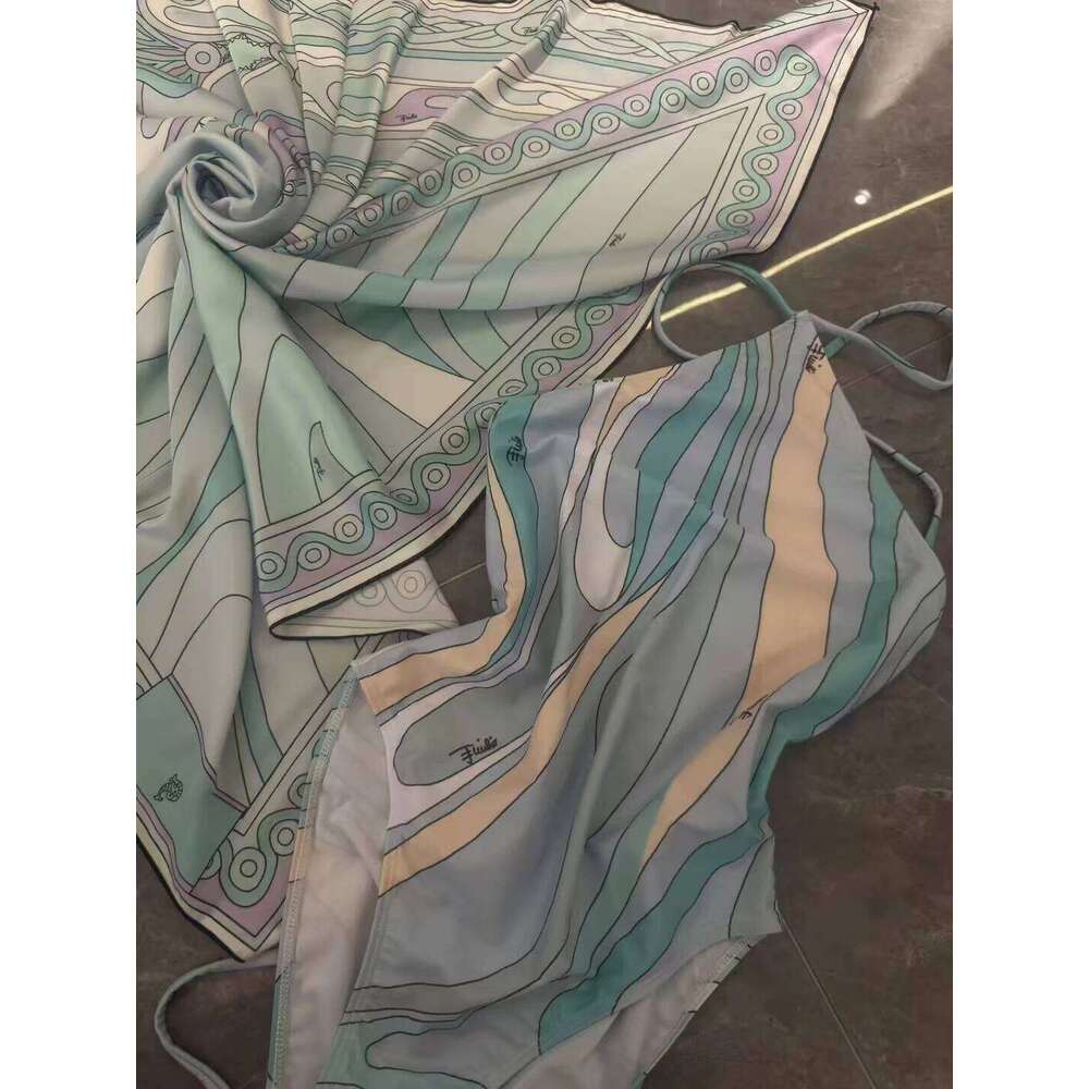 Fashion Design Women's Scarf Swimsuits Italy Sexy Headband Bikini Set Designer Brand Beach Swimwear