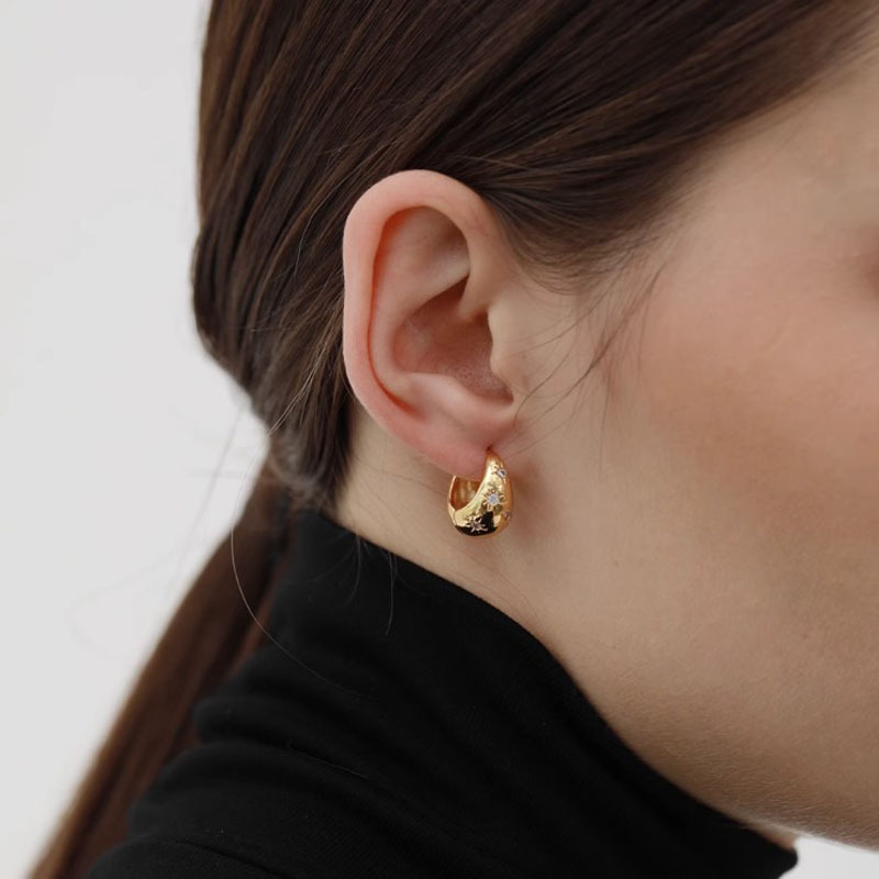 New Arrival French Inspired Retro Metal Earrings with Zirconia Circles and Drops for Women