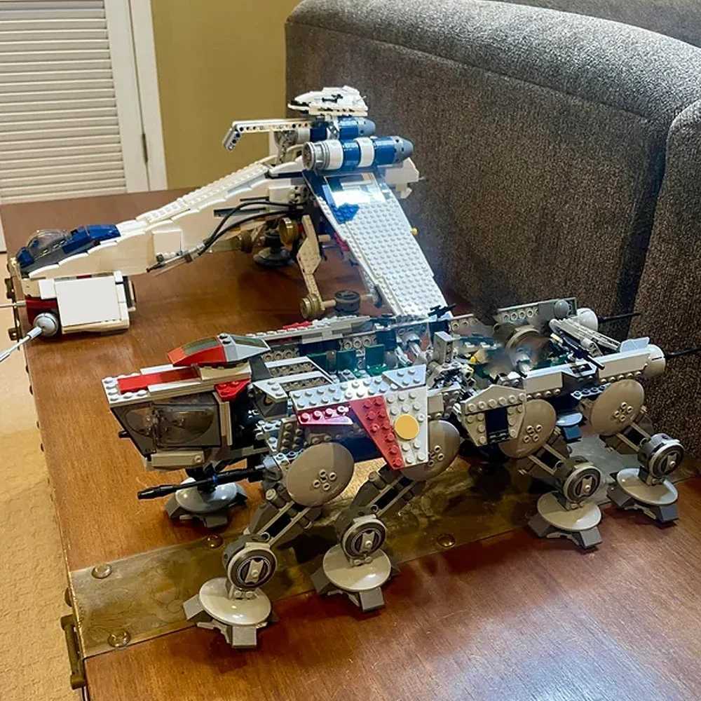 Technical Republic Dropship moc building block AT-OT model Modularize Design Star Educational Toy Gift 1758pcs 05053 10195 W250605