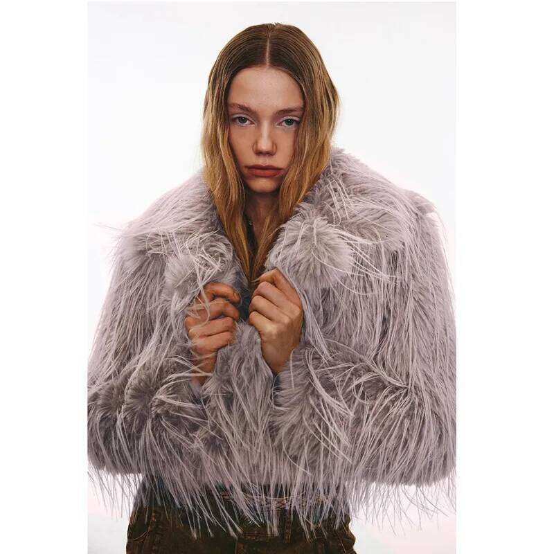 Women's Autumn Winter New Faux Ostrich Puffy Coat Lapel Girl Thick Warm Fur Streetwear Cropped Jacket