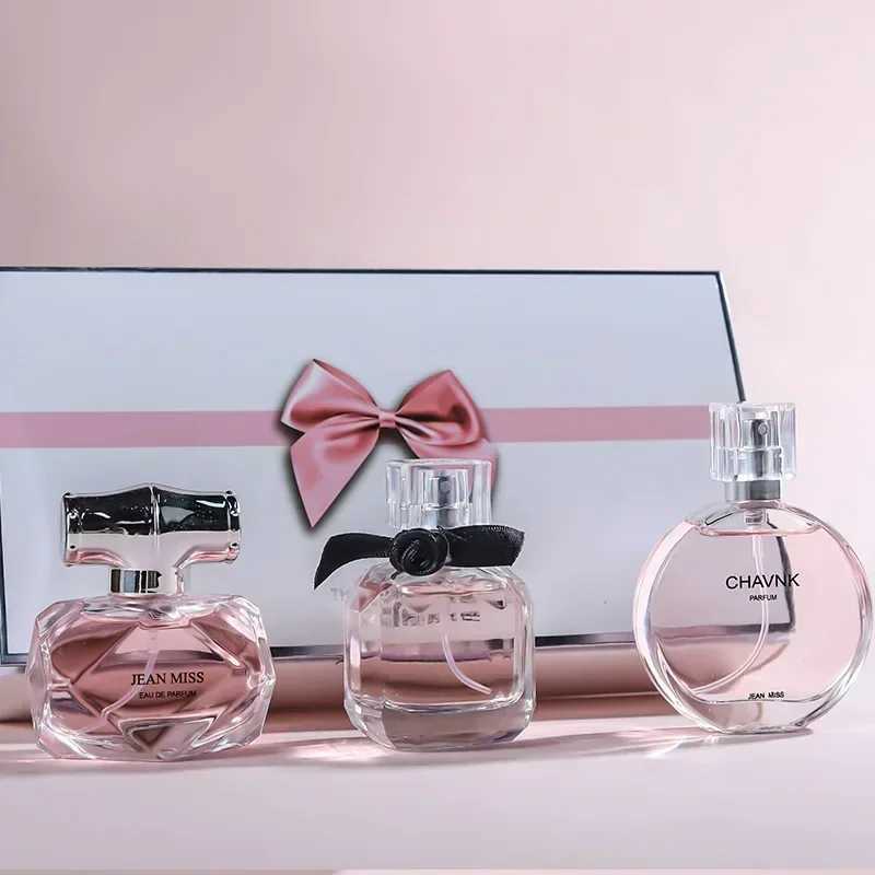 90ML(30mlx3PCS) Eau De Parfum Gift Box Feminino Spray Fresh Light Scent Floral Fruity Chypre Notes LongLasting Women Perfume Set W250605