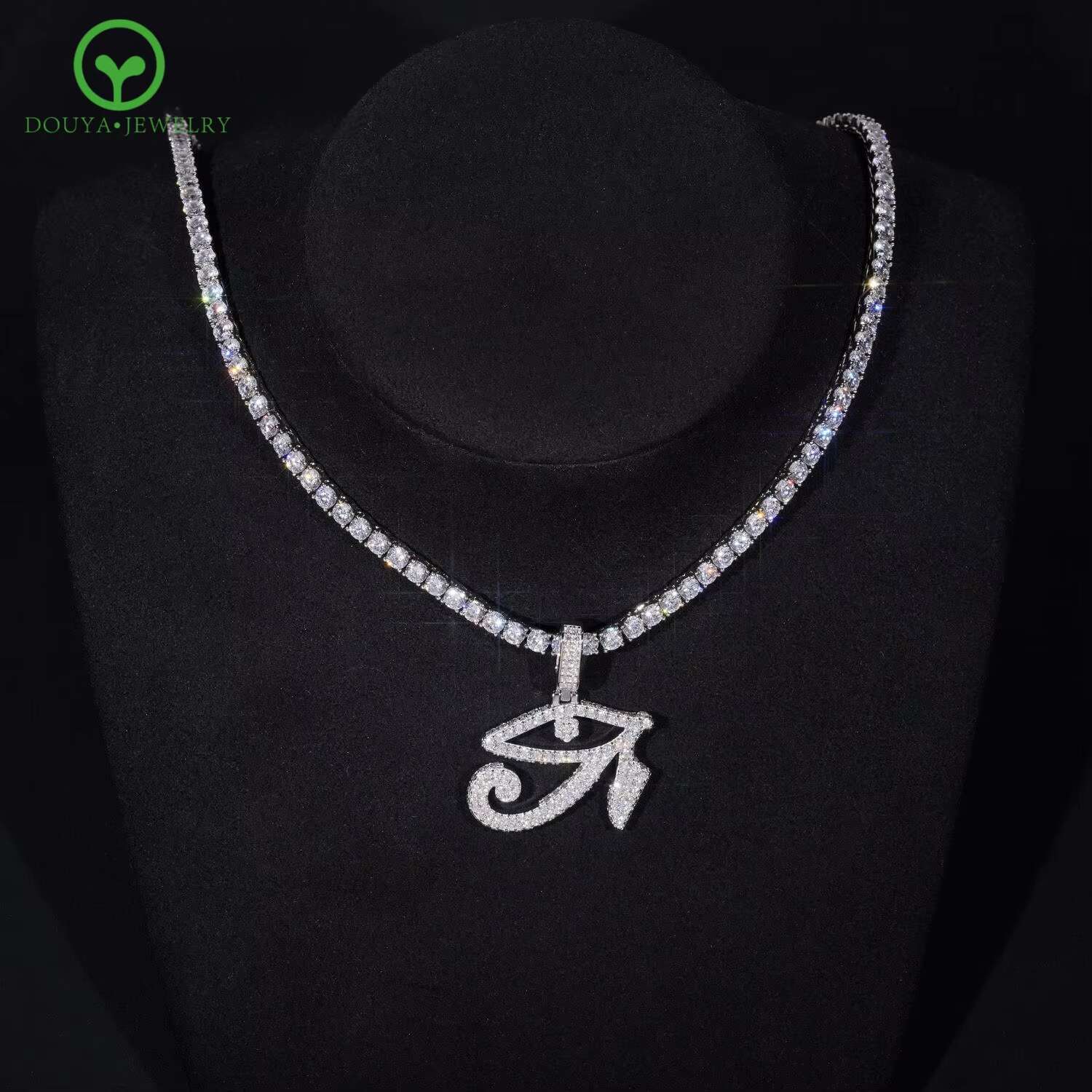 Wholesale Gold Plated Moissanite Pendant Necklace Initial Letter Design Dia Simulant Fashion Jewelry