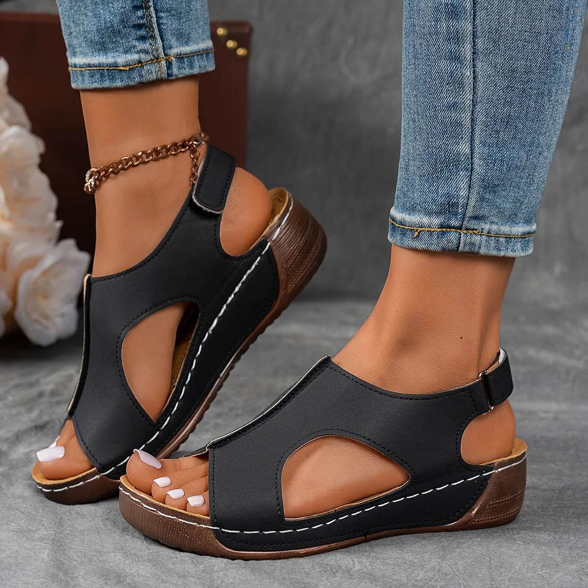 Womens Sandals with Hook and Loop Closure Mid Heel Platform Casual All Season Shoes Sandals 250605