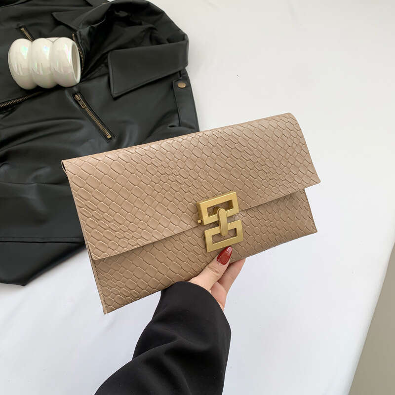 New Clutch Bag for Women Envelope Bag Mini PU Letter Wallet Women Luxury Card Holder Short Walet Small Multi Functiona handbag Small Square Bag Casual