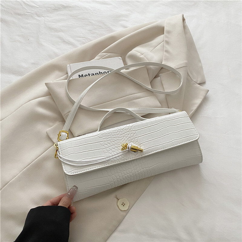 designer 2025 Summer Casual Simple Texture Baguette Bag Personality Trend Fashion New Stylish Women's Shoulder Crossbody Bag