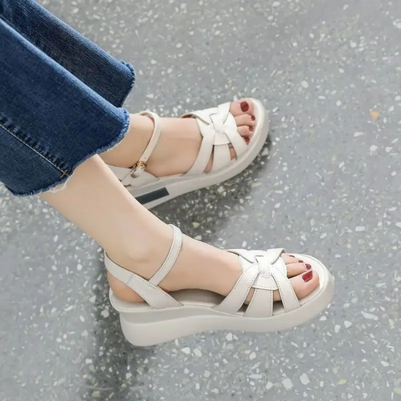 Summer Womens Sandals Casual Retro Hollow Button Opentoe Fashion Comfortable Slope Heel Sandal 250605