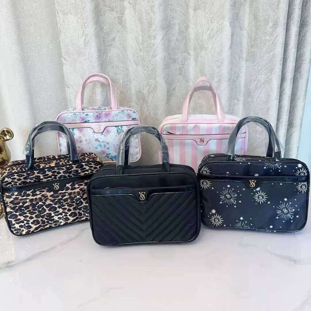 Women's Bags Designer Large Capacity Portable Toiletry For Women Double Layer Travel Cosmetic Clutch Bag With Hook High-Quality Kids' Bags