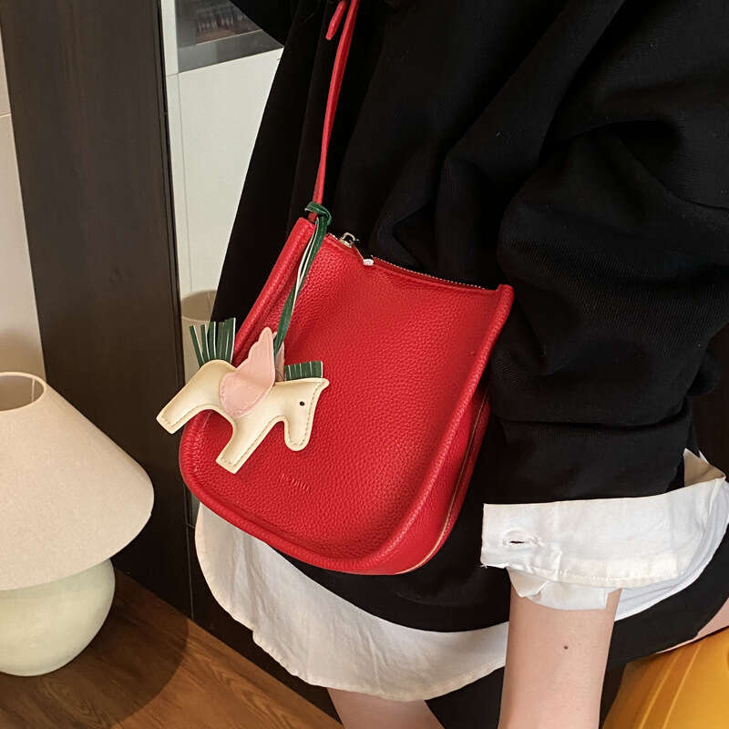 Fashion Casual Small Square for Women 2025 New Korean Style Solid Color Shoulder Trendy Personality Simple Crossbody Bag