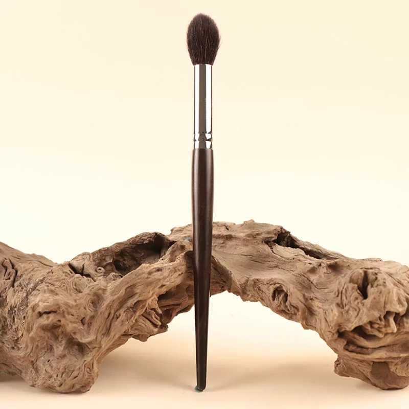 1pc High end Pro Animal hair Crease Makeup brushes detail Highlight Make up brushes Ebony handle pencil beauty G158 W250605