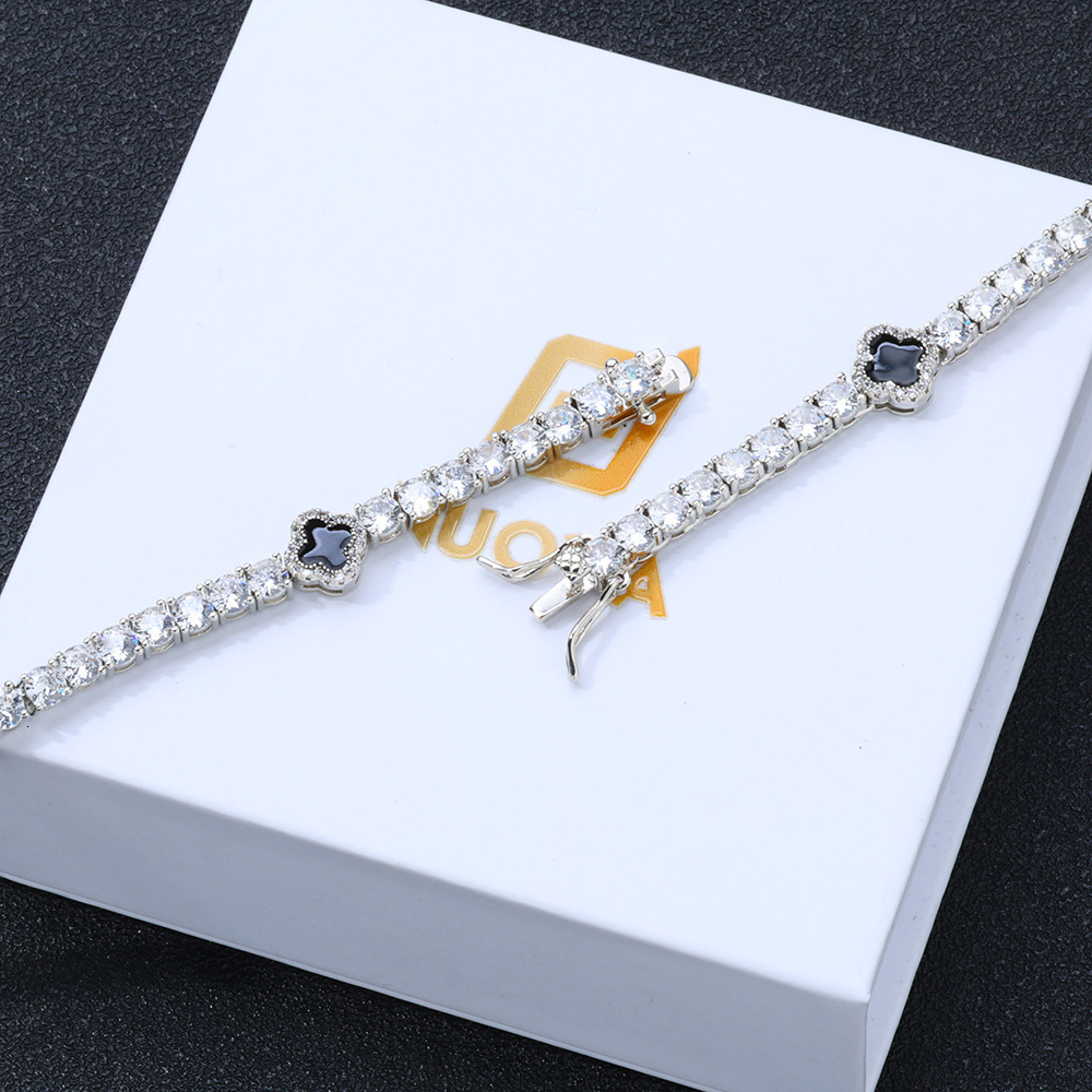 Hip hop ins style four leaf clover Moissanite tennis chain personalized accessories high-end womens bracelet accessories