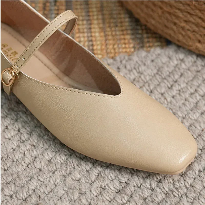 Woman Spring Casual Square Toe Low Soft Soled Lolita Flats Ballerina Red Female Elegant French Retro Buckle Mary Janes 250603