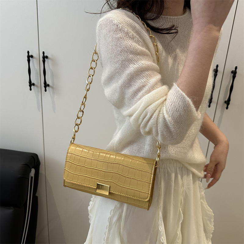 designer Trendy Elegant Fashion Casual Baguette Bag 2025 Spring Simple New Textured Niche Women's Shoulder Bag