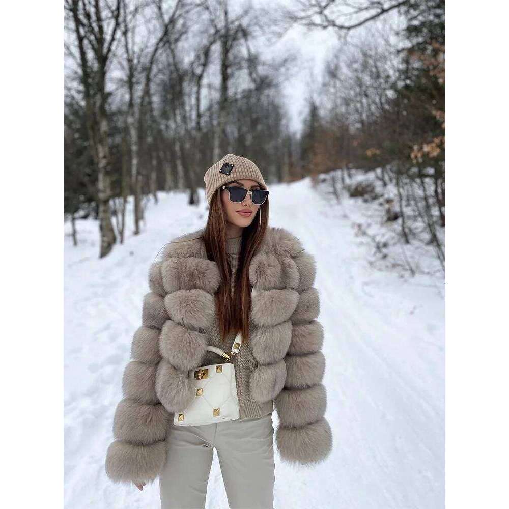 Fur Faux Jacket Women Coat Elegant Round Neck Long Sleeve Furry Female Coats 2024 Winter Fashion Lady Warm Solid Streetwears