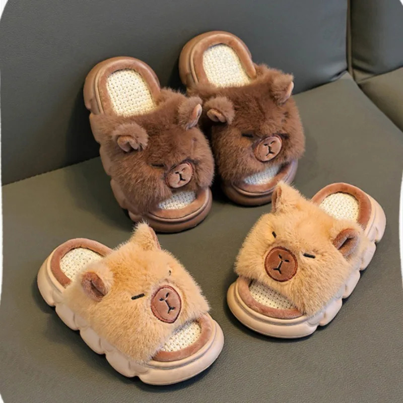 Capybara Slippers Childrens Sandals Summer Anti-slip Cartoon Slippers Linen Floor Shoes Indoor Breathable Home Slippers 250604
