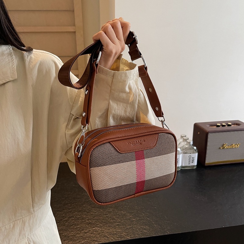 Free Shipping Designer Bag Small For Women 2025New Camera Contrasting Color Small Square Stylish Womens Bag Wide Strap Single Shoulder Crossbody Bag