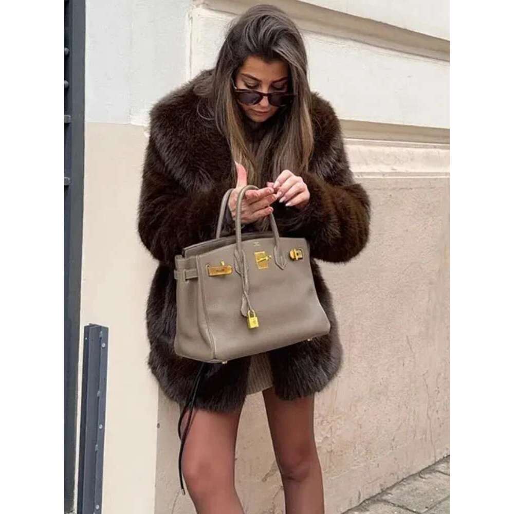 Coats Designer Women ZBZA Women's Warm Thick Faux Fur Coat Vintage Lapel Long Sleeves Hidden Pockets Solid Overcoat Autumn Winter New Jacket Desi