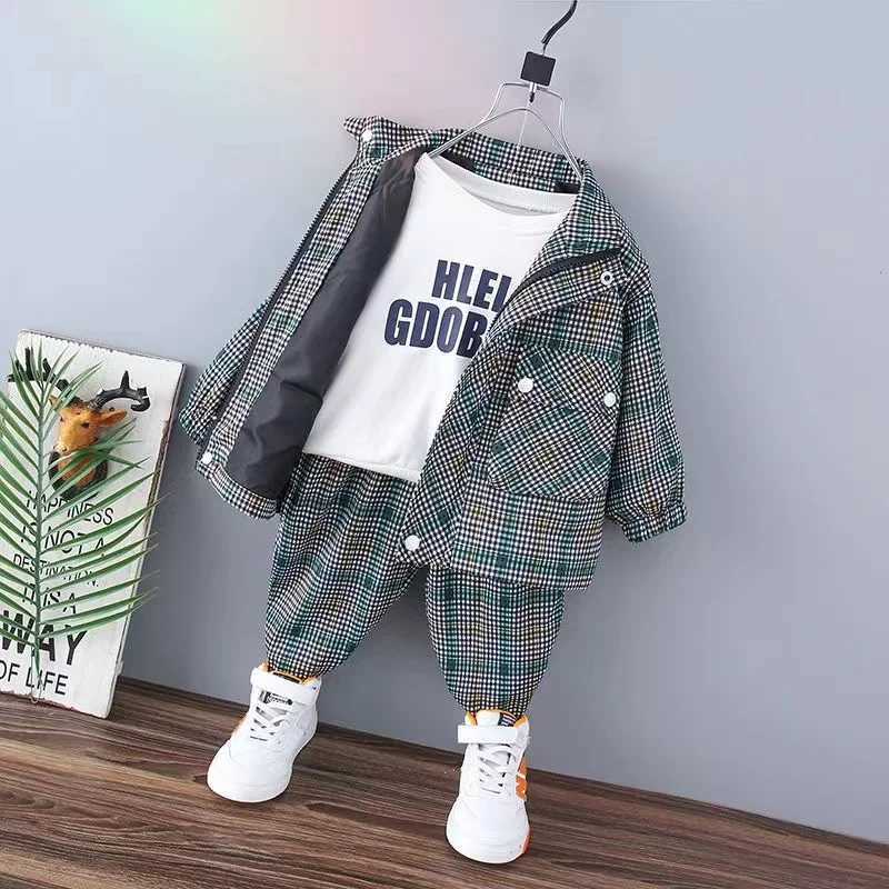 Boys Spring and Autumn Set 2024 New Childrens Fashionable and Fashionable Clothes Boys Checkered Coat and Pants Kids Outfits R250605