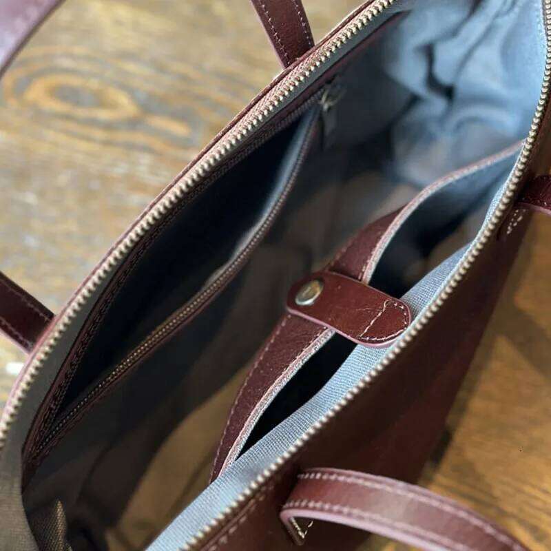 Johnature Casual Versatile Women Handbag Genuine Leather 2025 New Simple Solid Color Natural Soft Cowhide Shoulder Bags 2025/06/05