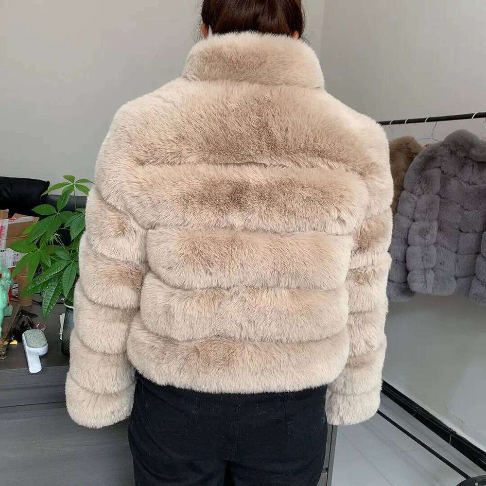 2024 new Fur coat women's winter fashion stand collar artificial high-quality warm Faux fur jacket women
