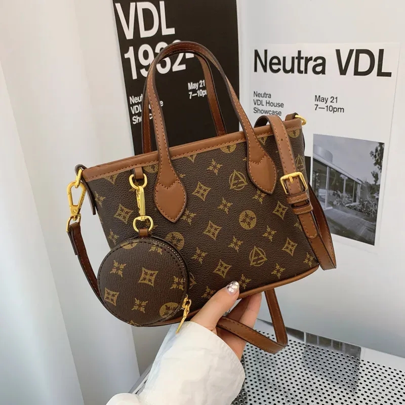 Designer Bag Women's Multi-Function Bucket Bag with Faux Pearl Chain, Large Capacity Crossbody Shoulder Bag, Includes Cosmetic Pouch & Wallet