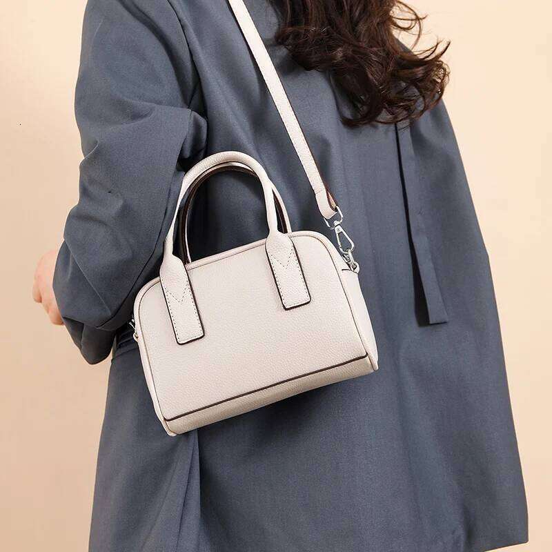 Soft Genuine Cow Leather Handbag Women Fashion Small Shoulder Bag Ladies High Quality Cowhide Crossbody Messenger Bags Designer