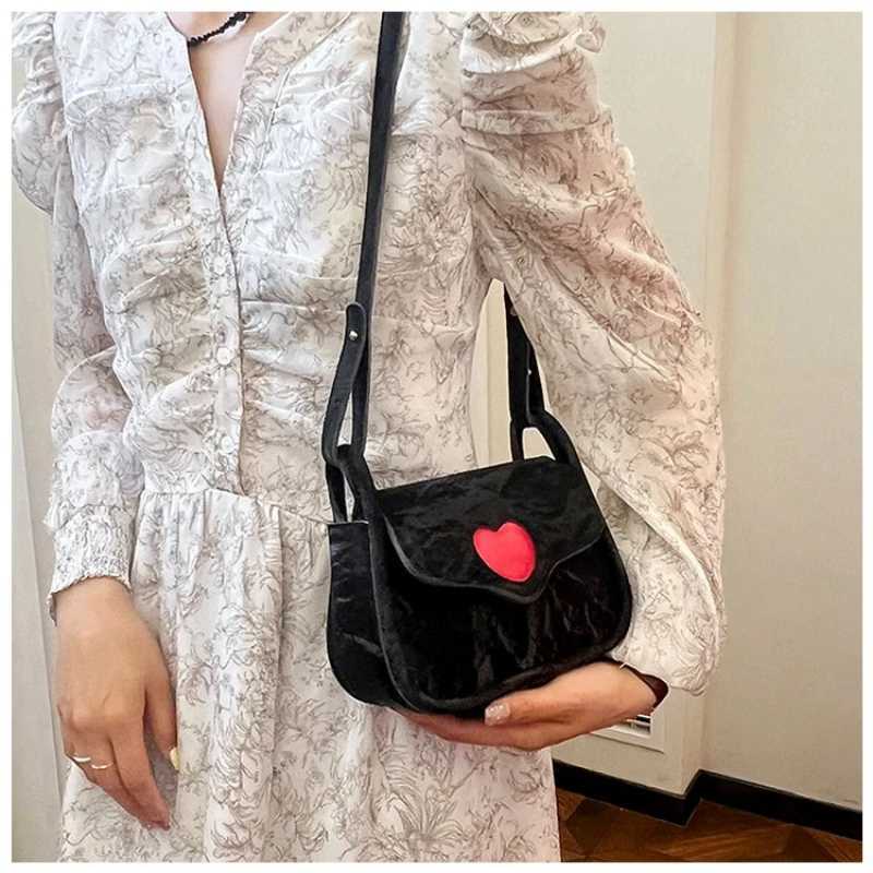 Womens bag new pillow bag woven flower denim handbag niche European and American style shoulder bag trendy womens bags XJ250605
