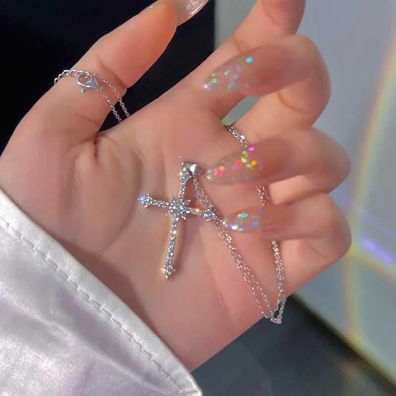 Crystal Cross Pendant Necklace for Women Girls Shiny Sweet Chain Punk Party Fashion Pendant Fashion Jewelry Accessories XJ250604
