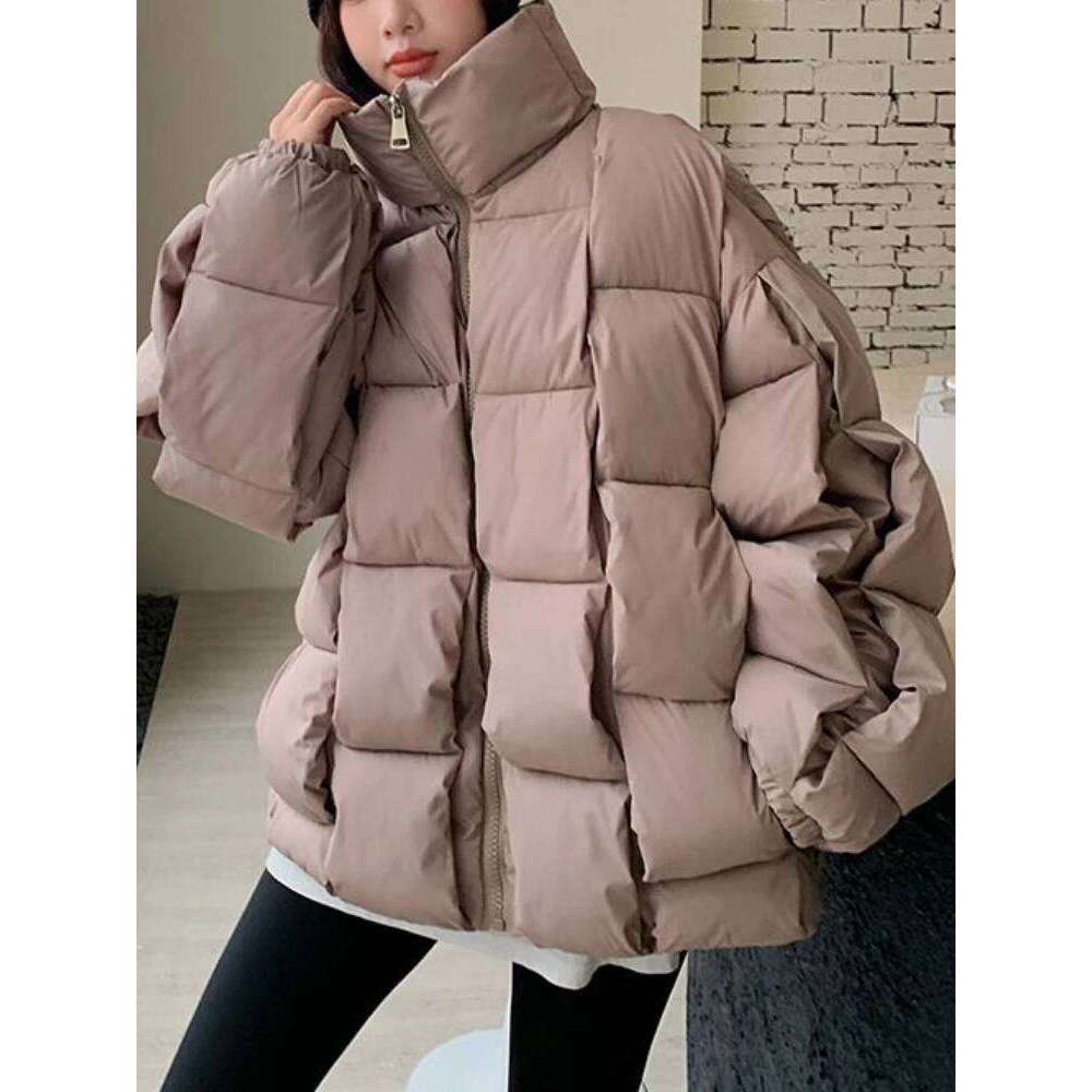 Coats Designer Women For Women Three-Dimensional Plaid Woven Fashion Coat Solid High Street Warm And Thick 2023 Winter New Down Jacket Designer